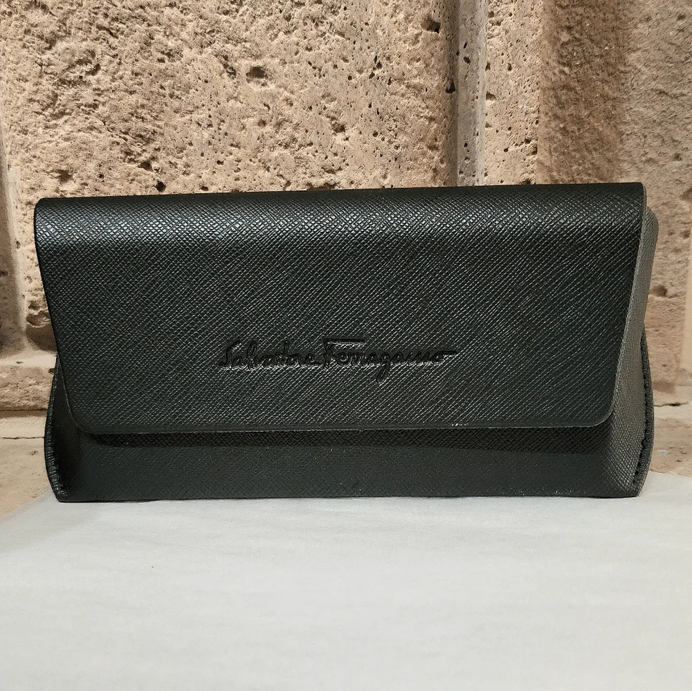 Salvatore Ferragamo Butterfly Sunglasses(SF744SLA) With Case 59MM - Picture 7 of 17